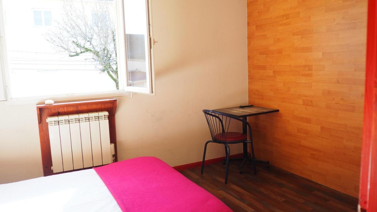 Le Logis De La Garenne Otel Morestel Dış mekan fotoğraf