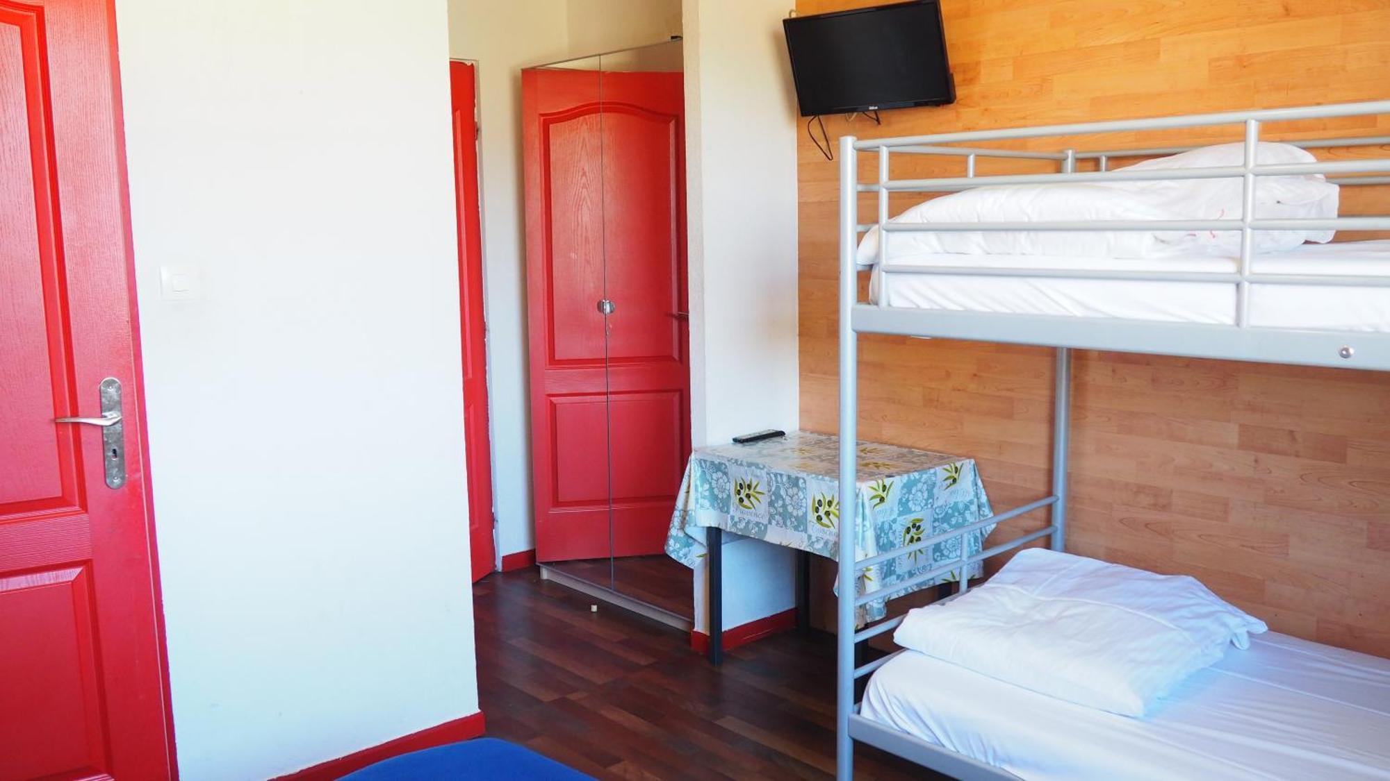 Le Logis De La Garenne Otel Morestel Dış mekan fotoğraf